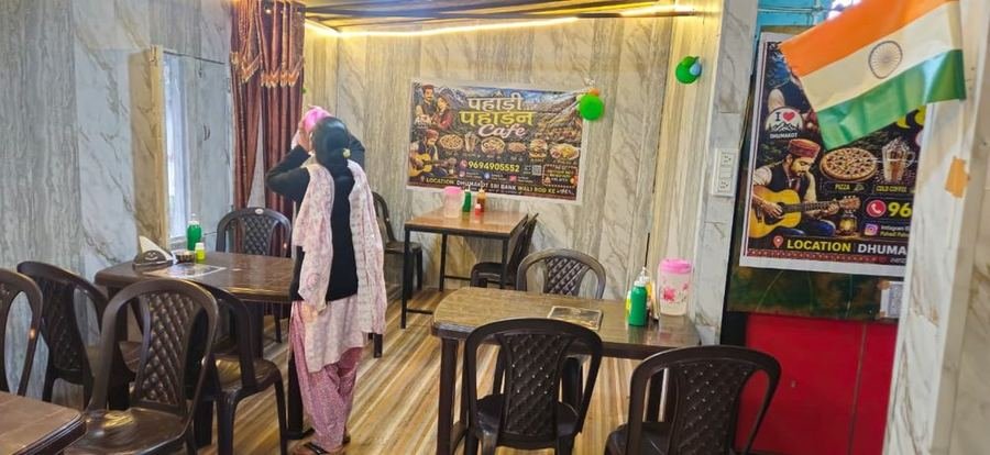 Pahadi Pahadan Cafe